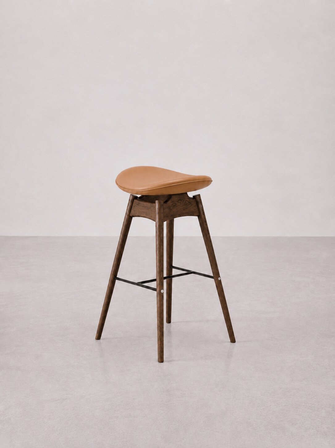 Bar Stool Rusa - Natural Leather